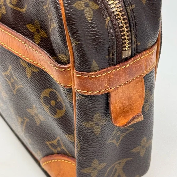 💯Authentic LOUIS VUITTON MONOGRAM VINTAGE COMPIEGNE 28 CLUTCH - Picture 3 of 10